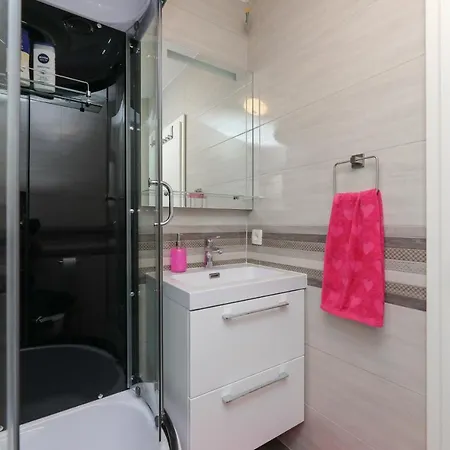 Prapatna 17608 Hébergement de vacances Pucisca